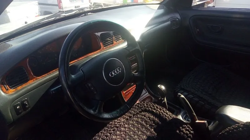 Hyundai sonata 1998 yil 2