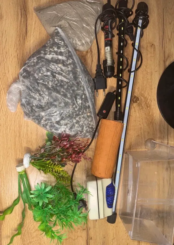 Baliqlar va o‘simliklar bilan akvarium 3 Baliqlar va o‘simliklar bilan akvarium 3