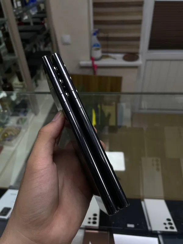 Samsung S22 ultra 5G 3
