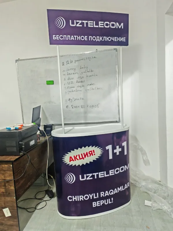 Промостойки, брендированная мебель и POS материалы по всему Узбекистан — фото 2