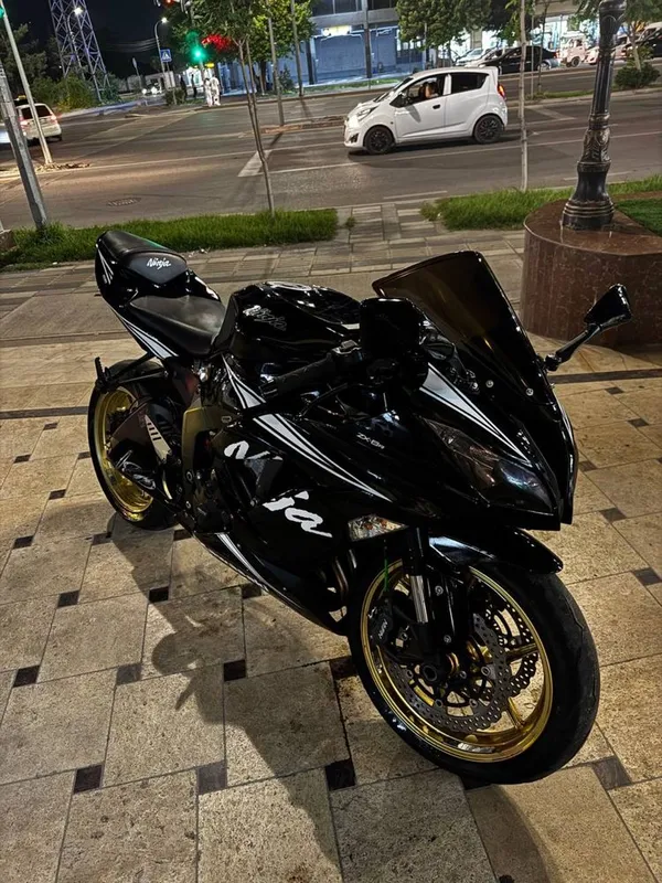 Kawasaki ninja zx6r — фото 1