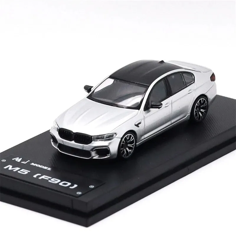 BMW M5 F90 / 1:64 / Коллекционная машинка /Подарок