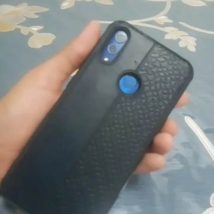 Bu telefoni Ishida 135ta ilovasi 6mingta rasmi bor — фото 4