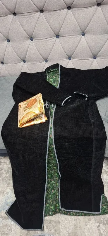 Продаётся чапан 54р.новый