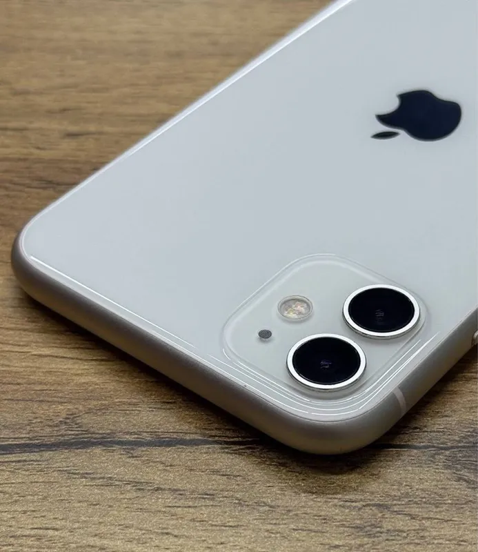 iPhone 11 в идеальном состоянии — фото 3