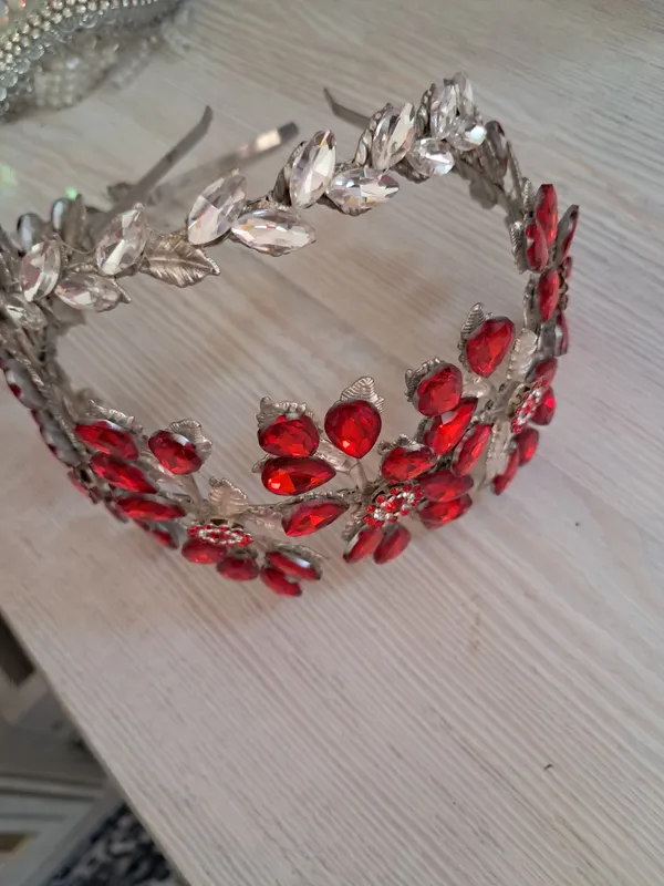 diadema 2 marta taqilgan