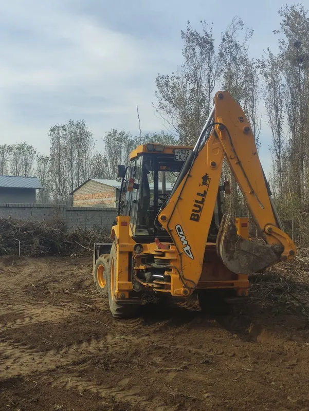 Продаётся 3в1 bull (jcb) — фото 1