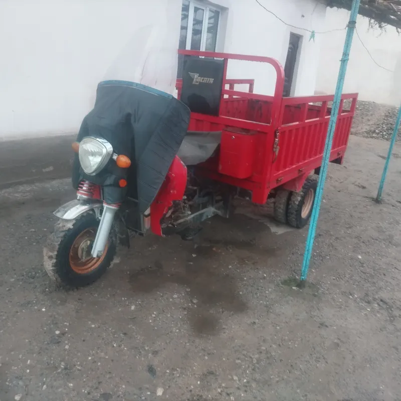 Lochin motor 300 kubalik Lochin motor 300 kubalik