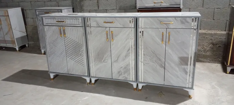 oyoq kiyim qoʻyadigan patistapka 1 oyoq kiyim qoʻyadigan patistapka 1