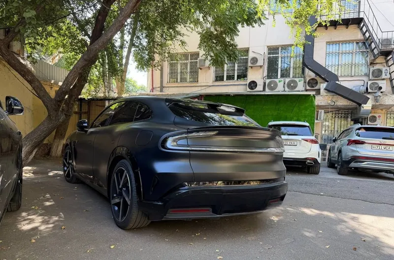 2025-yilgi Xiaomi Yu7 max sotiladi. 2
