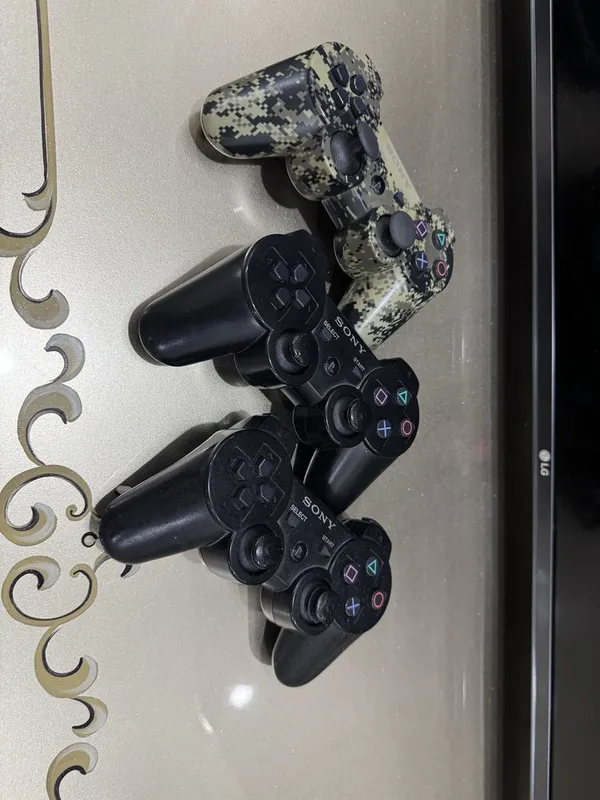 Playstation 3 holati ideal narxi kelishamiz — фото 2