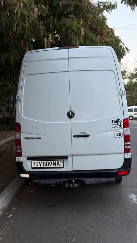 Mercedes Sprinter sotiladi 4 Mercedes Sprinter sotiladi 4