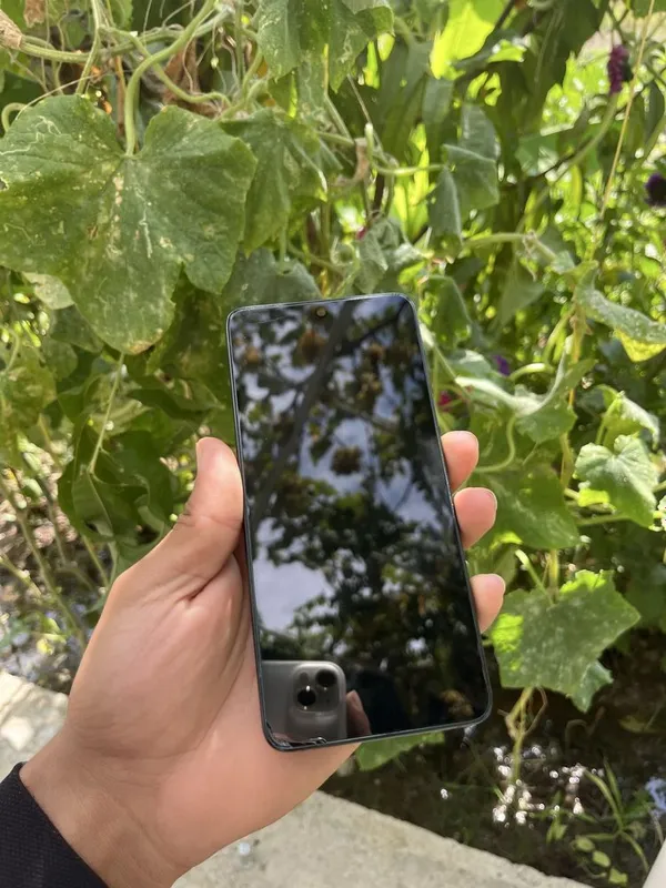 Samsung s 21 plus 5g 6 Samsung s 21 plus 5g 6