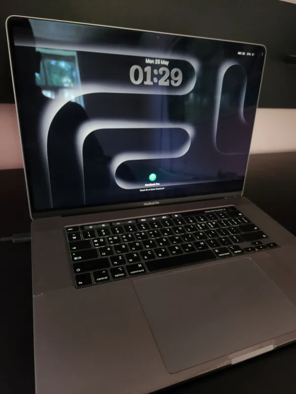 Macbook Pro
