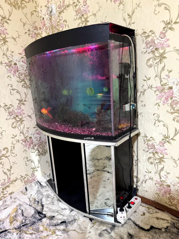 AKVARIUM 150L sotiladi 2