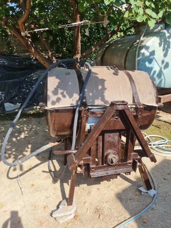Traktor, kultuvassa, ochar, pulik, 400 L bochka, telashka, Sertishni,. 8