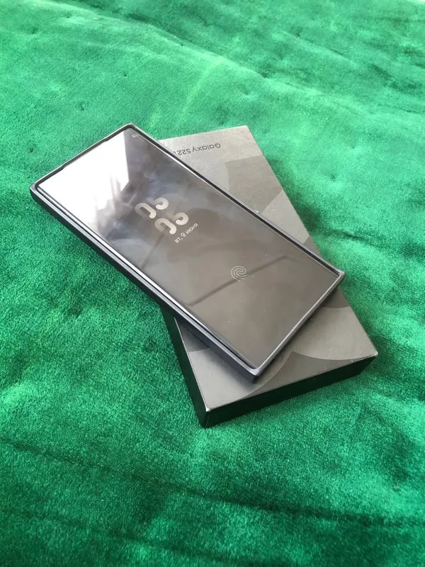 Samsung S22 ultra koreyskiy 12/512