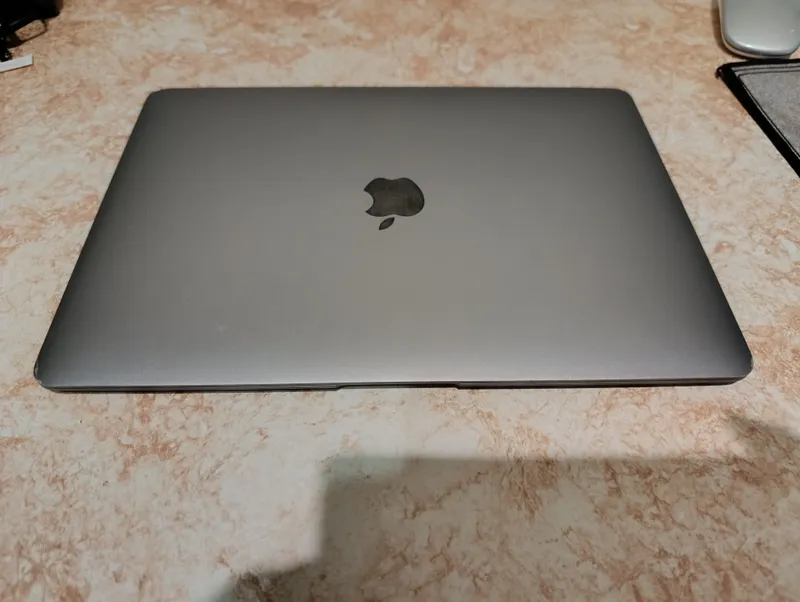 MacBook Air M1 4 MacBook Air M1 4