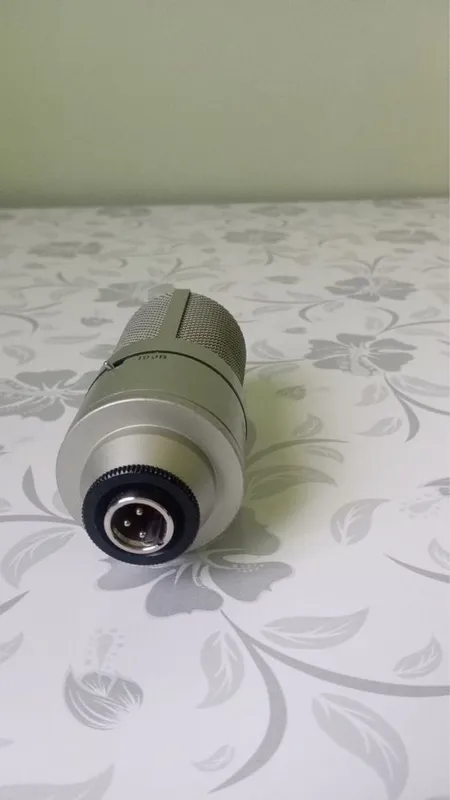MXL 990 sotiladi. 2 MXL 990 sotiladi. 2