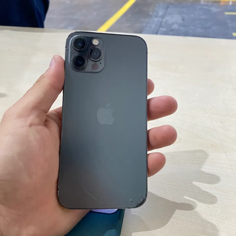 iPhone 12 pro срочно продаётся 3 iPhone 12 pro срочно продаётся 3