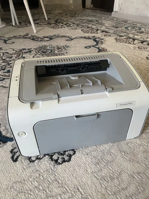 Hp laserjet 1102 printer oq-qora holati a'lo aybi yoq — фото 2