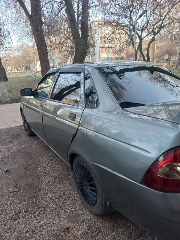 Лада приора 1.6 седан — фото 3