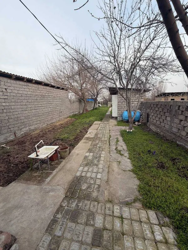 Продается дача. 6-соток. Дом на 2 комнаты — фото 1