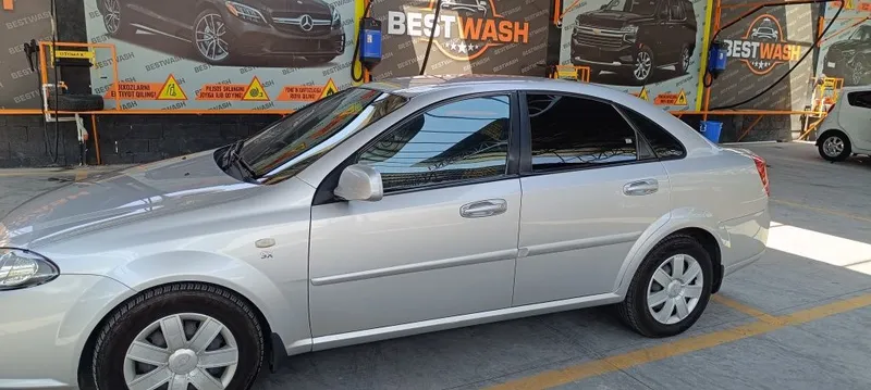 Daewoo Gentra... 2
