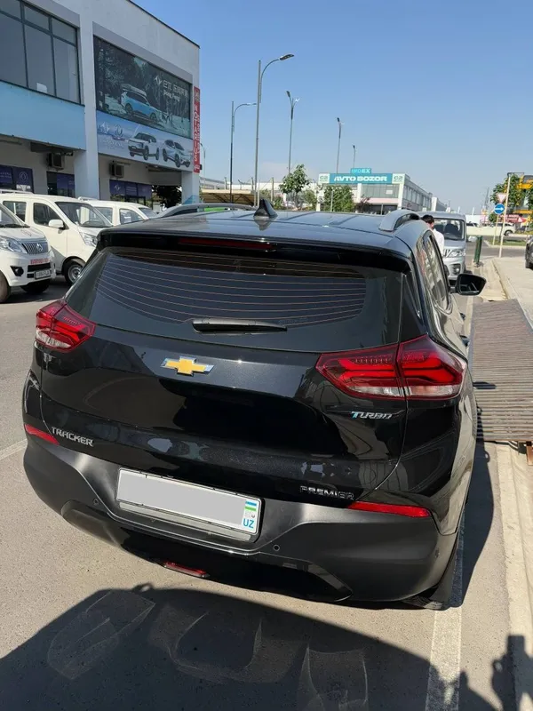 Tracker 2 2023 Premier Full Qora Ideal Avto Kredit 350$ bilan 1 kunda! — фото 3