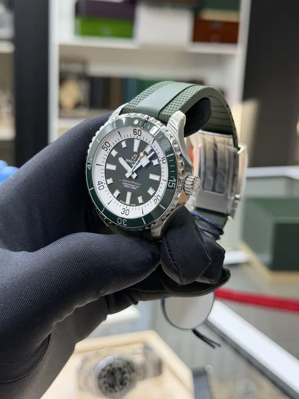 Breitling Superocean Green 3