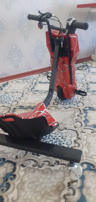 Продам электрический дрифт-карт Spider-Man (трёхколёсный) — фото 1