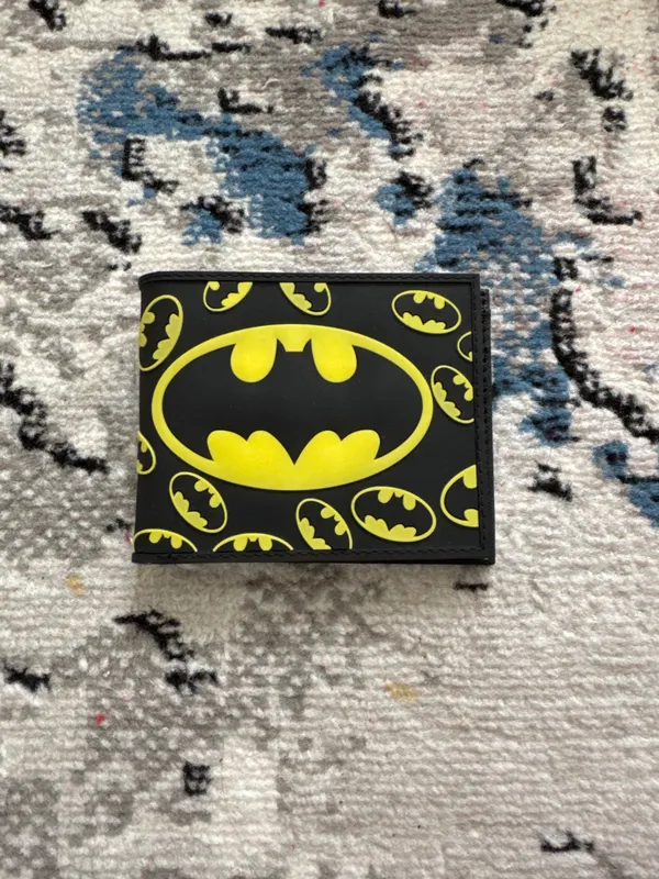 Заголовок: Кошелёк Batman DC — стильный,компактный