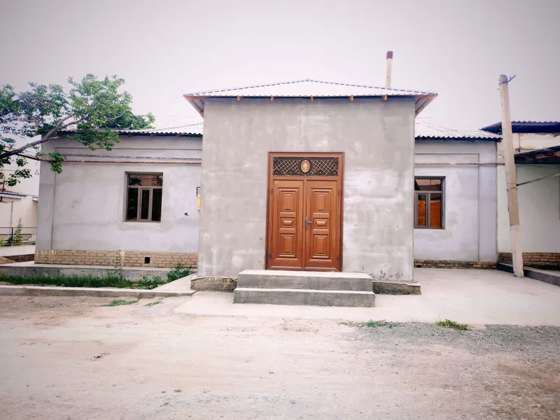 Спутникда 300 м² ховли жой сотилади. Угловой