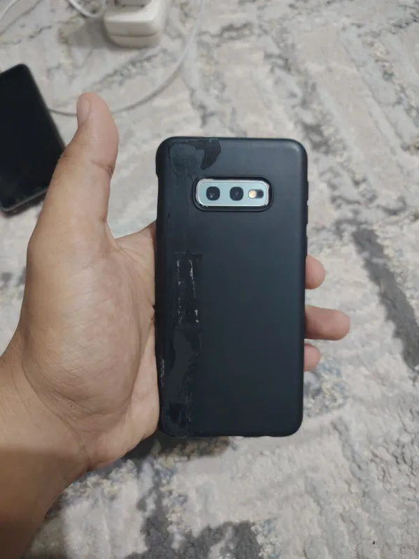 Samsung S10, состояние отличное 2 Samsung S10, состояние отличное 2