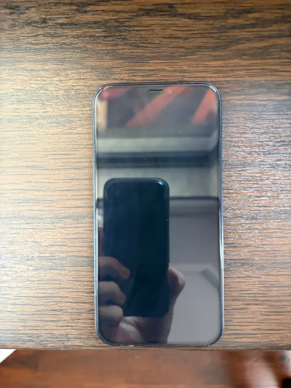 IPhone 12 2