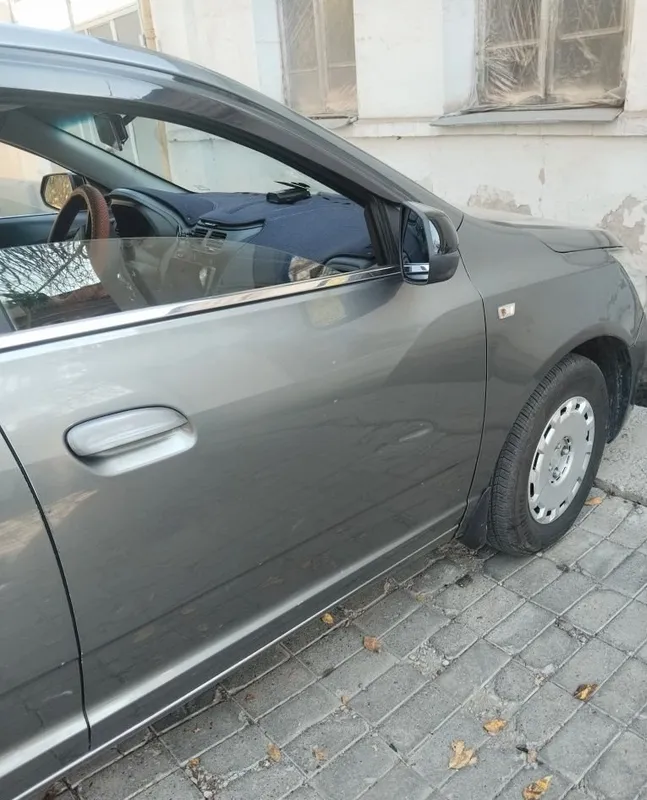 2013-yilgi Cobalt, yurish masofasi 645 km. Shoshilinch sotiladi. 2
