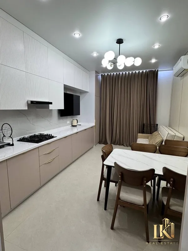 Продаётся 3-комнатная квартира, 68 м², 8/9, новостройка, евро-люкс 7 Продаётся 3-комнатная квартира, 68 м², 8/9, новостройка, евро-люкс 7