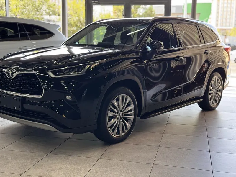 Tayota haylandir haybrit 2026 yil polni full — фото 1