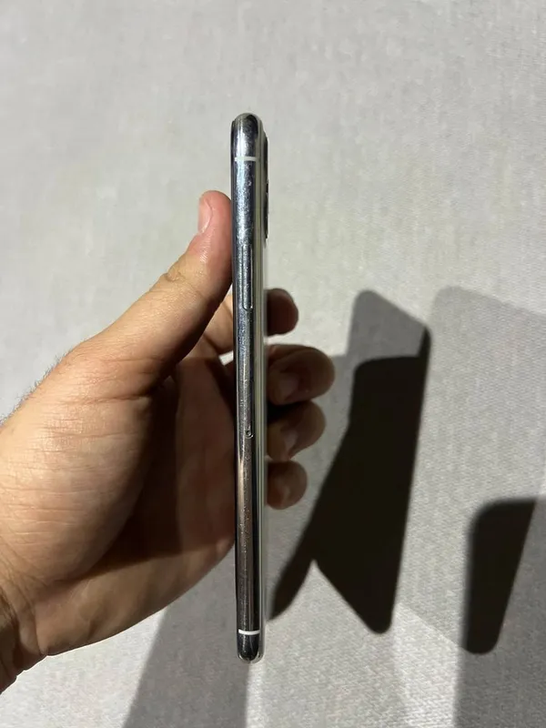 Iphone 11 pro max 6