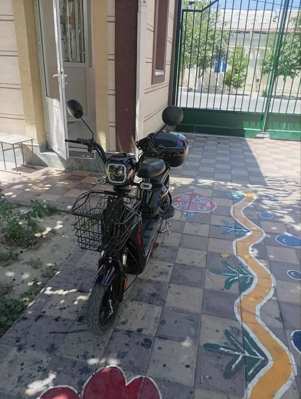 Срочно Продаётся Електрскутер 1
