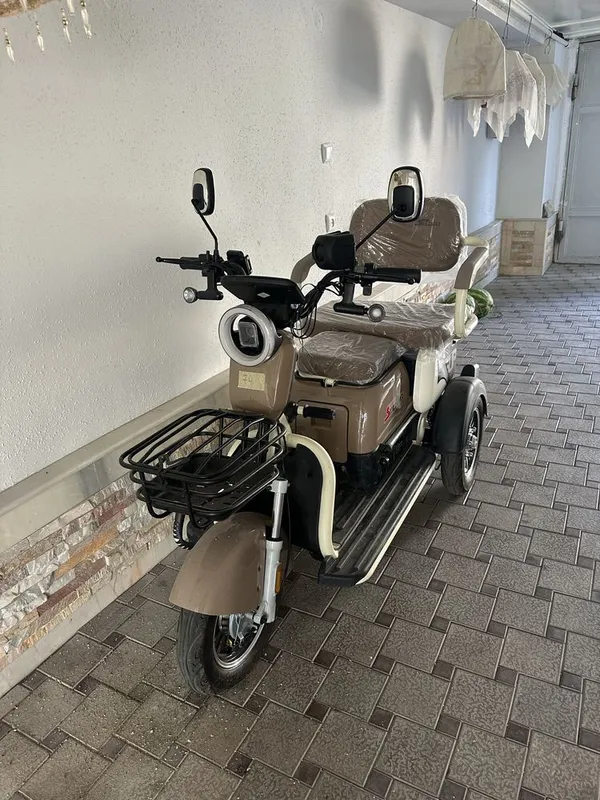 Skuter Skilmax elektro 2