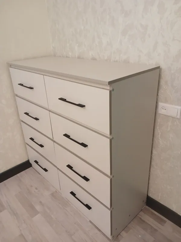 Koʼp tortmali mebel ajoyib ustida dazmol qilsa bd
