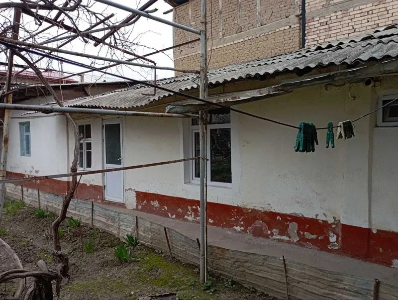 Продаю участок 7.5 соток (2 дома) ор-р Гузал махалля Яшнабадский р-он — фото 2 Продаю участок 7.5 соток (2 дома) ор-р Гузал махалля Яшнабадский р-он — фото 2