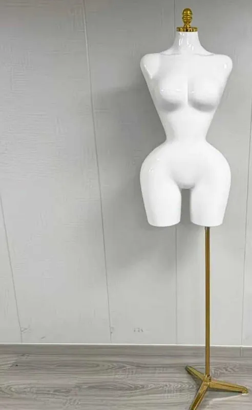 - Maniken har hil turdagi manikenalar olib keb beramiza — фото 2