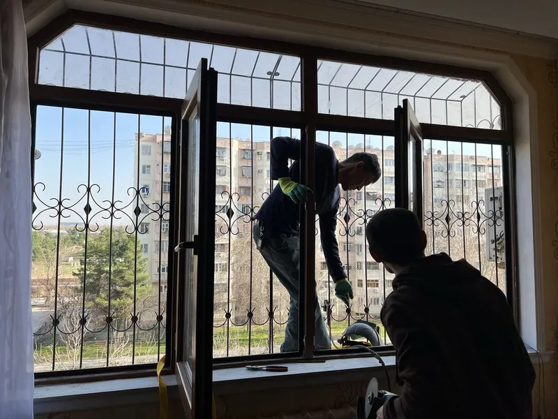 Temir panjara Решотка Решетки на окна Reshetka oynaga narx 220.000 dan — фото 3