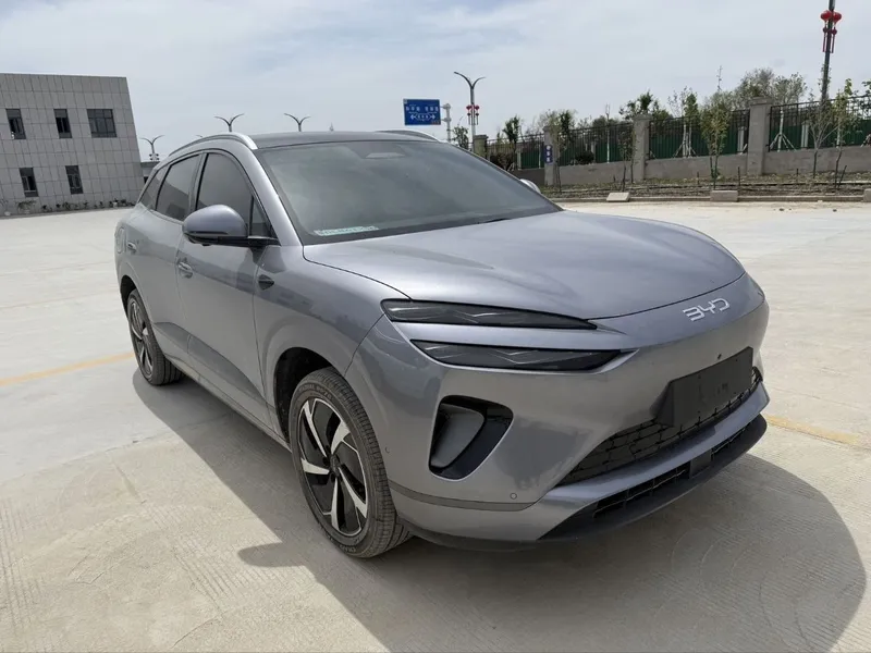 Byd sealion 06 605 km yili 2025