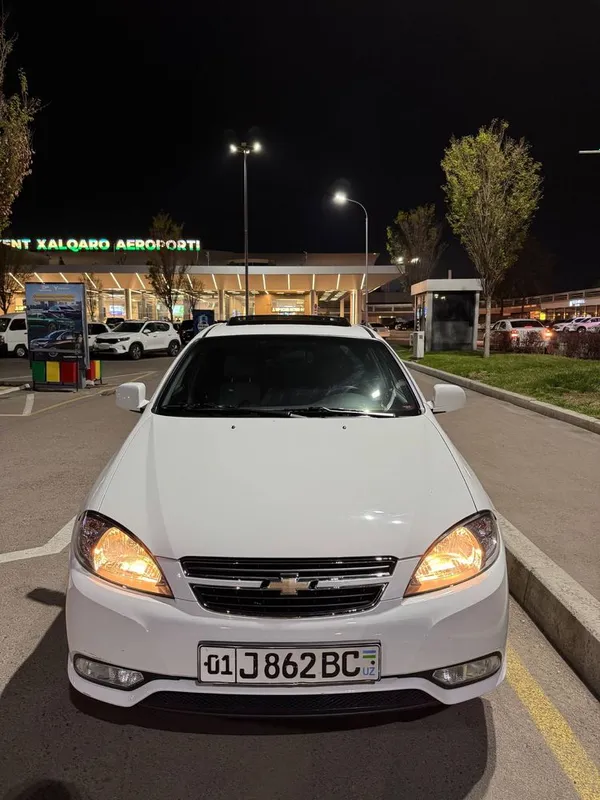 Продаю Chevrolet Gentra 1 Продаю Chevrolet Gentra 1