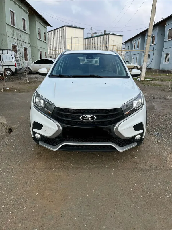 Lada Xray Cross. — фото 7