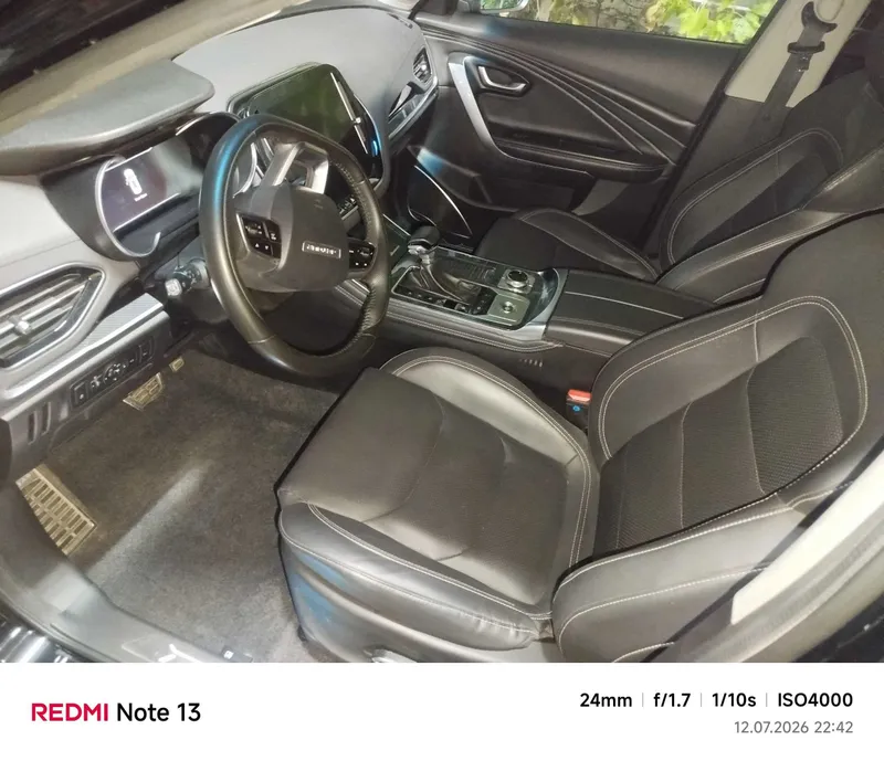Продам / Возможна продажа с выкупом Jetour X70 2 Продам / Возможна продажа с выкупом Jetour X70 2