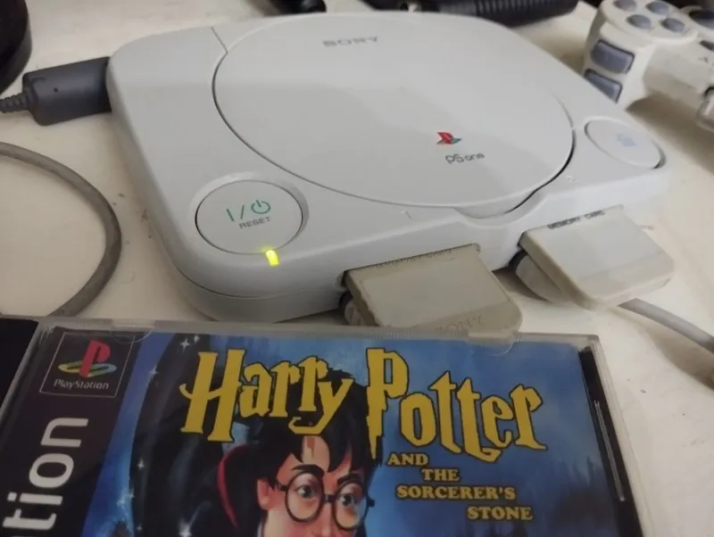 Игровая приставка Playstation one. — фото 2